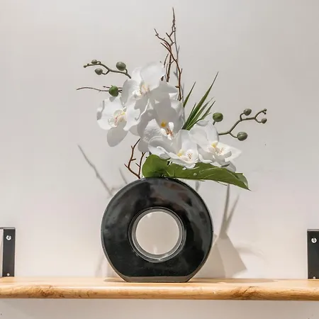 Montmartre - Mid-term At 5min-sacre-coeur Paryż